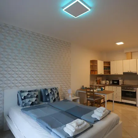 Апартаменты Airport Luxury With Balcony + Free Parking *